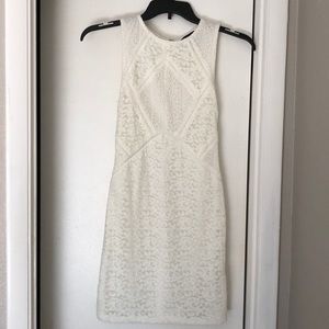 White lace bodycon dress